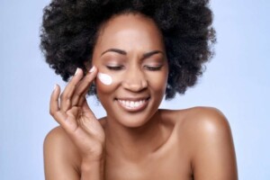 skin- lightening black woman